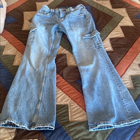 Aeropostale Mid Rise Flare Jeans - Picture 1 of 6
